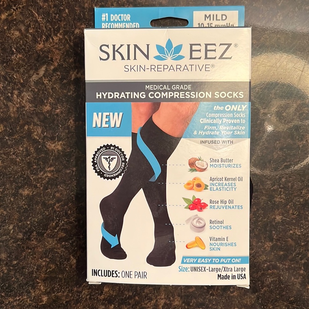 Skin Eez Hydrating Compression Socks